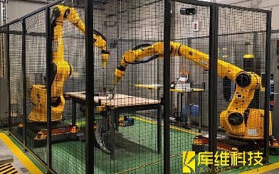 柔性化生產(chǎn)新標(biāo)桿:雙機器人協(xié)同焊接系統(tǒng)解析